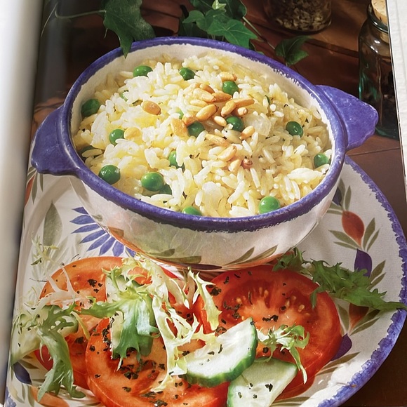 Easy Home Cooking Slow Cooker Recipes PIL,Ltd 1997 - Picture 5 of 5